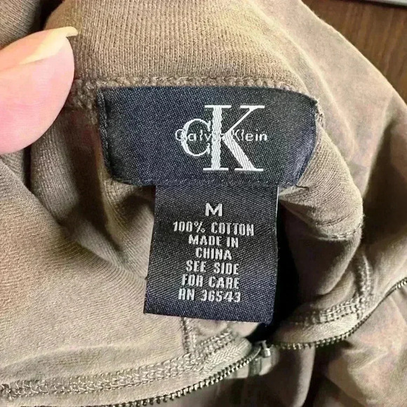 Calvin Klein New 1/4 Zip Pullover Medium Luxury Touch Light Weight L/S Sweater - Picture 5 of 5